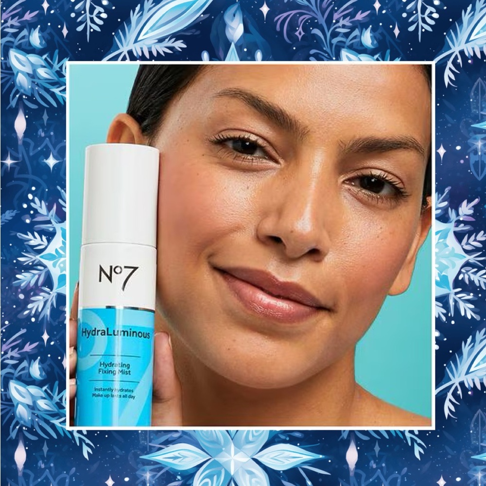 No7 HydraLuminous Hydrating Fixing
